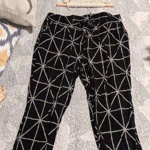Old Navy Black diamond pants